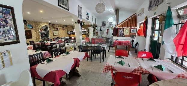 Lagoa e Carvoeiro, Vale Milho - Vale Centeanes - Algar seco, Vale Centeanes