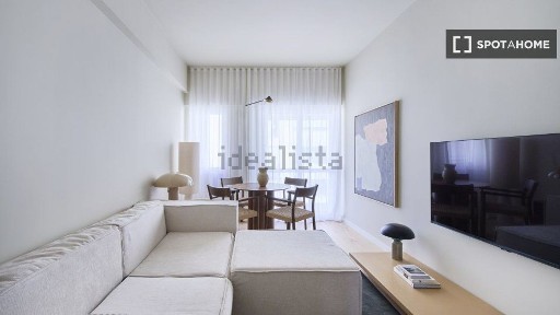 Arrendamento de apartamento T1 na Rua Doutor António Cândido