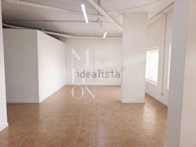 Espaço comercial à venda em Urbanização Quinta da Torre s/n