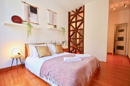Arrendamento de apartamento T2 na Rua do Carmo
