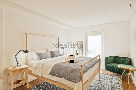 Arrendamento de apartamento T3 na Rua de São Bento