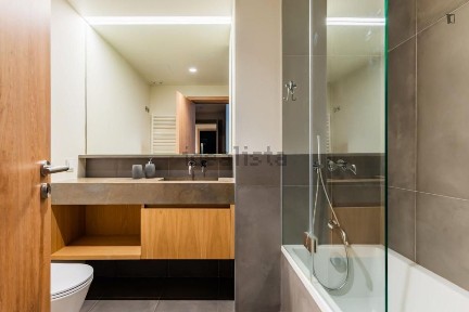Arrendamento de apartamento T2 na Rua Artilharia 1