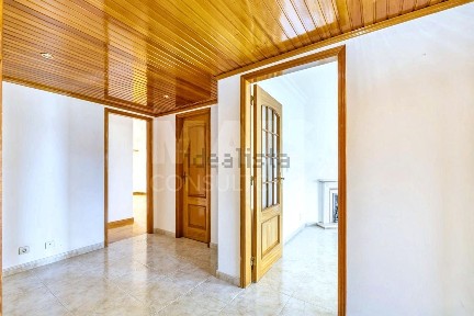 Arrendamento de apartamento T1 na Praceta Amélia Rey Colaço