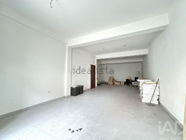 Espaço comercial à venda no Centro Este da Cidade de Loulé
