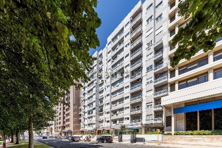 Arrendamento de apartamento T2 no Campo Grande