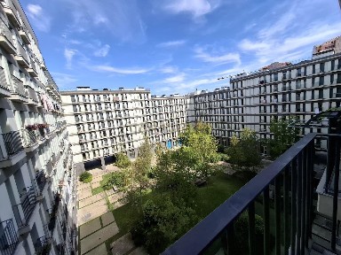 Arrendamento de apartamento T0 na Rua Mário Cesariny, 4