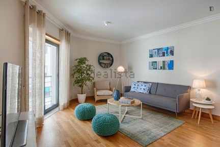 Arrendamento de apartamento T2 na Rua Frei Francisco Foreiro
