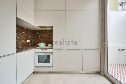 Arrendamento de apartamento T1 na Rua Braamcamp Freire