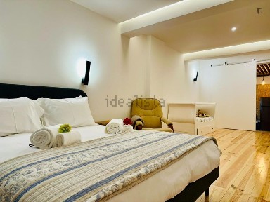 Arrendamento de apartamento T2 na Travessa do Possolo