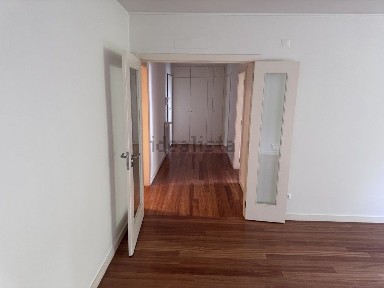 Arrendamento de apartamento T1 na Rua de São João da Mata