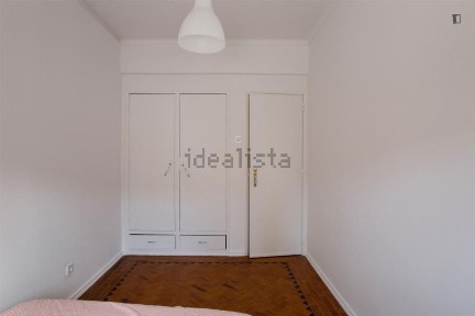 Arrendamento de apartamento T1 na Rua Montepio Geral