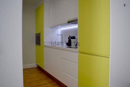 Arrendamento de apartamento T2 na Calçada do Correio Velho