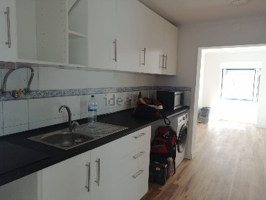 Arrendamento de apartamento T2 na Rua Luz Soriano