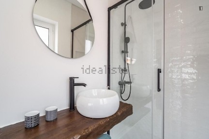 Arrendamento de apartamento T2 na Rua da Páscoa