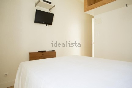 Arrendamento de apartamento T0 na Rua dos Mouros