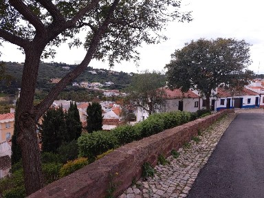 Armazém à venda na Rua do Castelo s/n