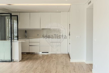 Arrendamento de apartamento T2 na Casal de São Brás - Vila Chã