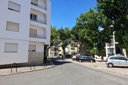Arrendamento de apartamento T2 em Assunção