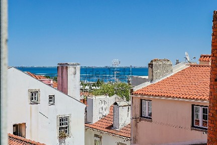 Arrendamento de apartamento T1 na Travessa do Terreiro do Trigo
