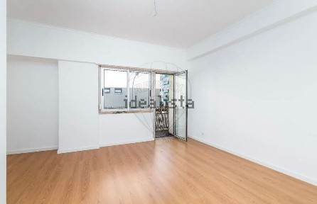 Arrendamento de apartamento T3 na Rua Gil Vicente