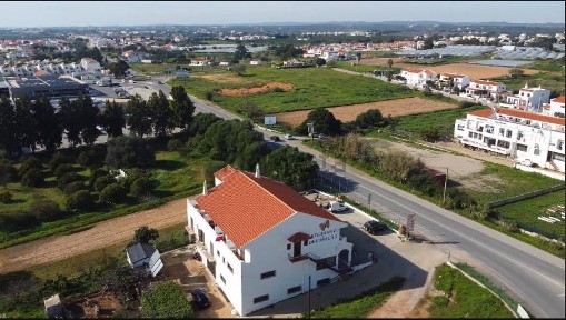 Espaço comercial à venda na Avenida 24 de Junho, 2
