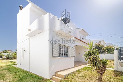 Quelfes, Bairro Novo - Azinhaga da Patinha, Urbanização João Luis Graça