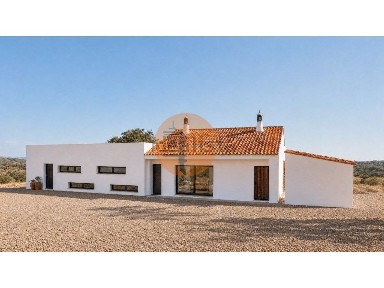 Herdade à venda na Serra