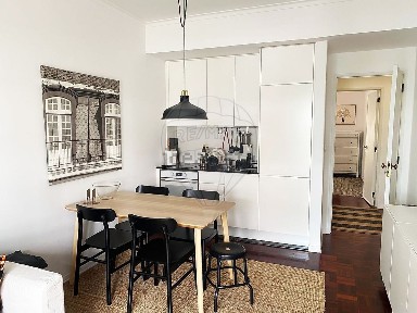 Arrendamento de apartamento T1 na Rua Pedro Nunes