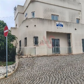 Espaço comercial à venda em Ferreiras