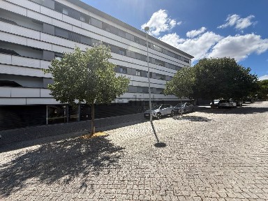 Arrendamento de apartamento T0 na Rua do Reno