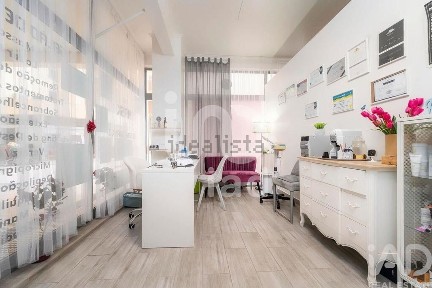 Espaço comercial à venda no Alto Rodes