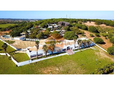 Espaço comercial à venda em N125 s/n