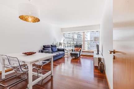 Arrendamento de apartamento T2 em Santa Clara