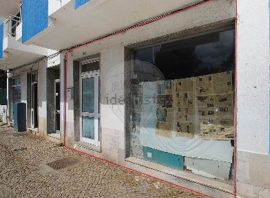 Espaço comercial à venda na Rua da Liberdade