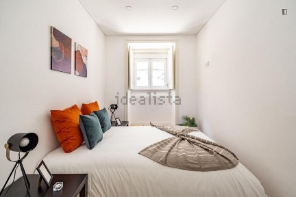 Arrendamento de apartamento T2 na Rua Dom Fuas Roupinho