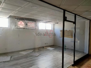 Espaço comercial à venda na Rua da Correeira, 215