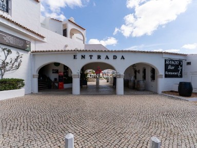 Lagoa e Carvoeiro, Centro de Carvoeiro, Rua Manuel Afonso Maia s/n