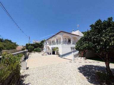 Boliqueime, Rua das Carvalhas