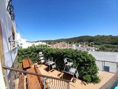 Vila do Bispo e Raposeira, Rua de Cima