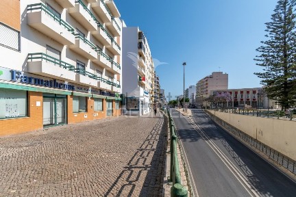 Olhão, Baixa, Avenida da República