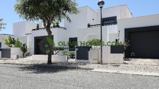 Quarteira, Fonte Santa, Rua da Agulha