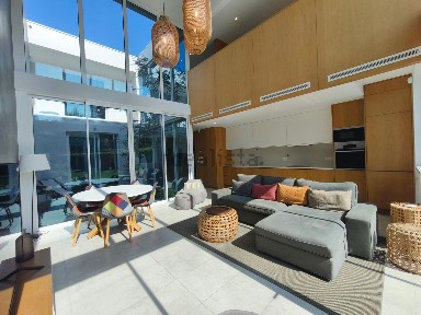 Quarteira, Vilamoura, Bairro Pinhal da Marina, Urb. Central, Rua dos Eua, 37 A4