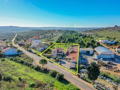 Moradia independente à venda em São Bartolomeu de Messines