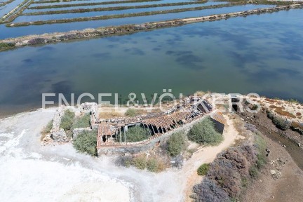Moradia independente à venda na tavira