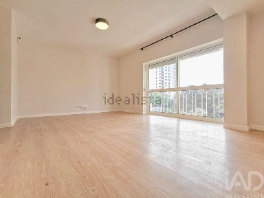 Apartamento T2 à venda no Bairro do Rosário