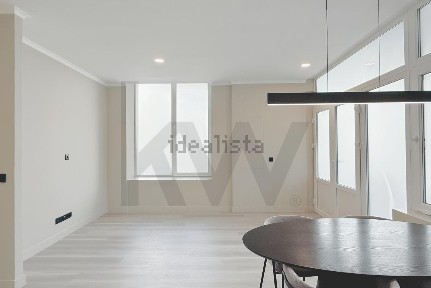 Apartamento T2 à venda na Rua Guerra Junqueiro s/n