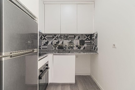 Apartamento T1 à venda na Rua Combatentes da Grande Guerra, 47
