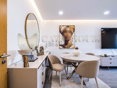 Apartamento T2 à venda na Rua Alice Cruz, 4