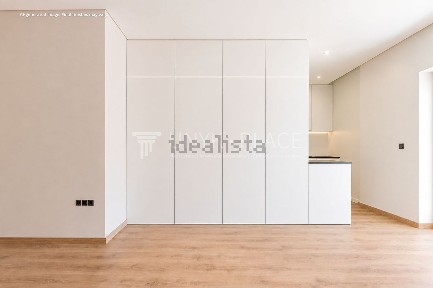 Apartamento T1 à venda na Rua da Ilha do Pico