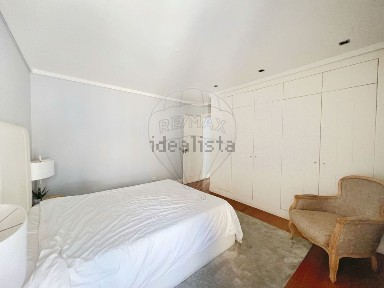 Apartamento T1 à venda no Largo do Mastro